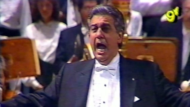 <span>FULL </span>Plácido Domingo en la reinauguración del Teatro Avenida 1994